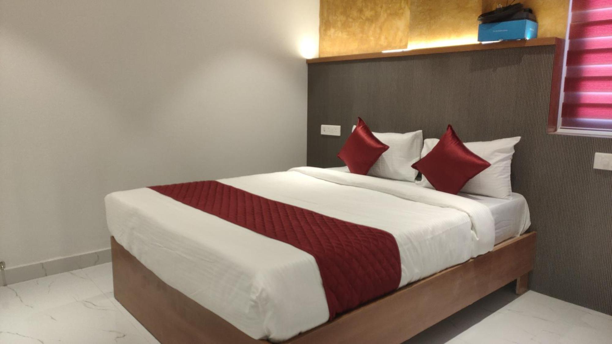 Hotel La Premier ハイデラバード エクステリア 写真